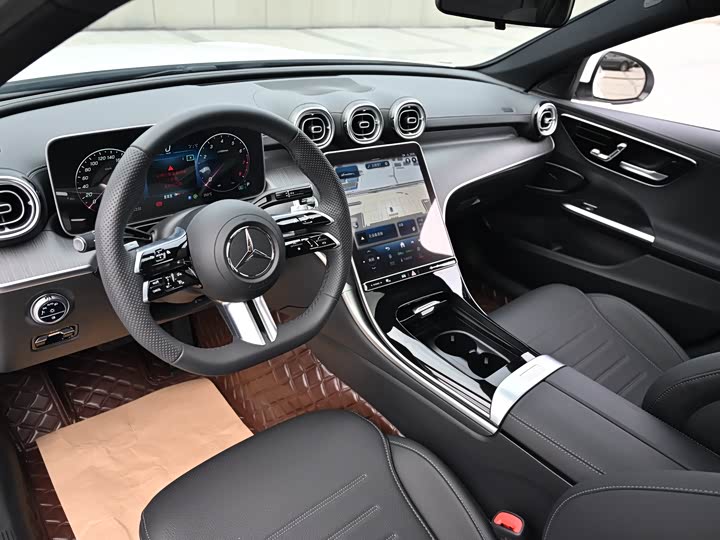 Photo 6 - Mercedes-Benz C-Class