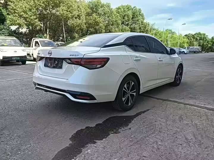 Photo 9 - Nissan Sylphy