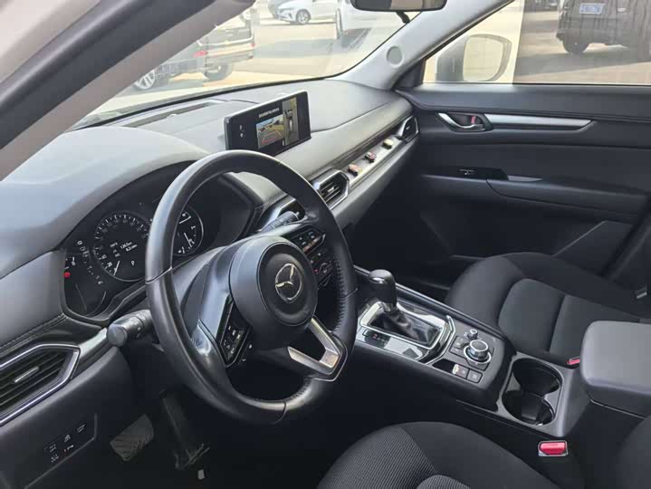 Фото 8 - Mazda CX-5