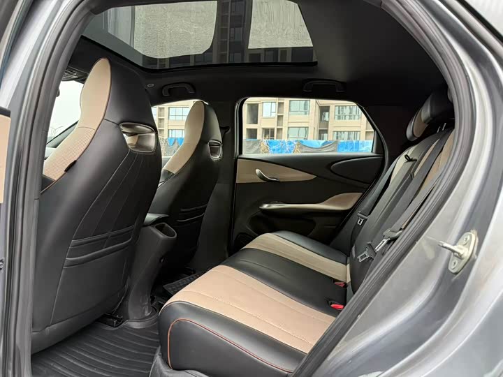 Фото 6 - BYD Dolphin