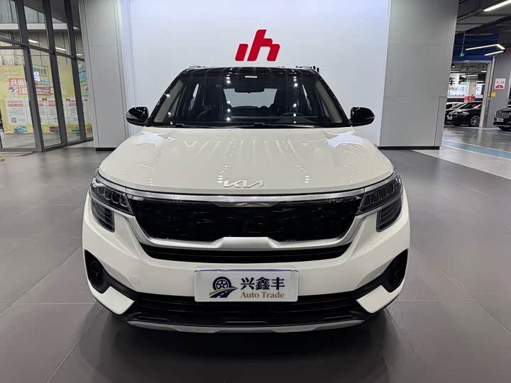 Фото 2 - Kia KX3