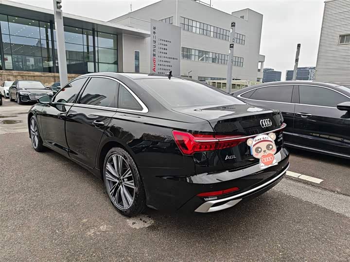 Фото 3 - Audi A6L