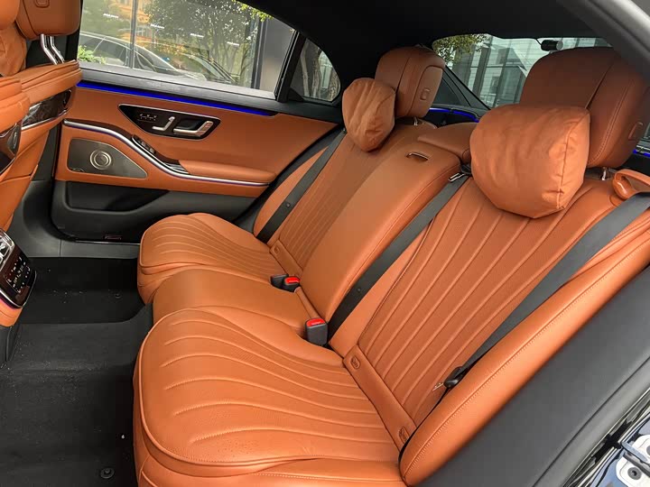 Фото 5 - Mercedes-Benz S-Class