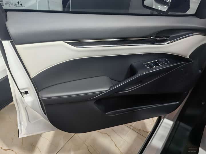 Фото 6 - Ford Mondeo