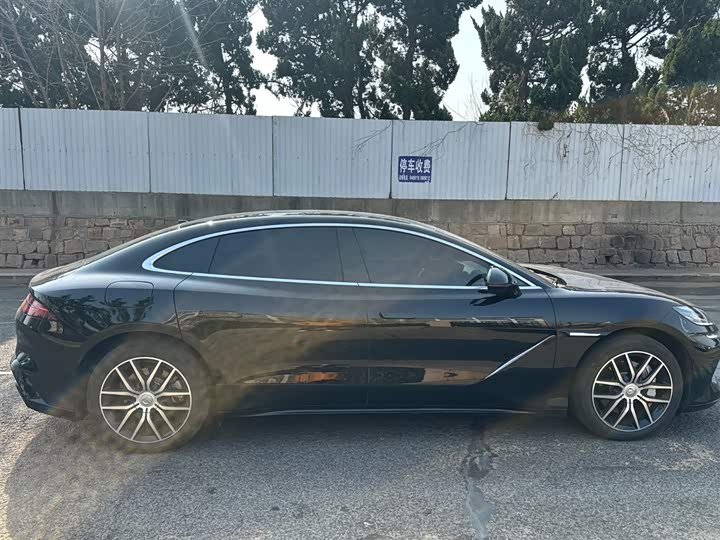 Фото 7 - Denza Z9