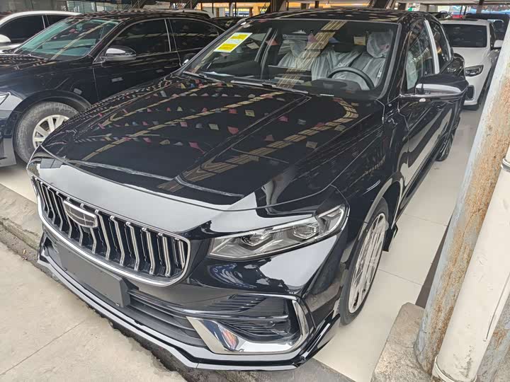 Фото 1 - Geely Preface