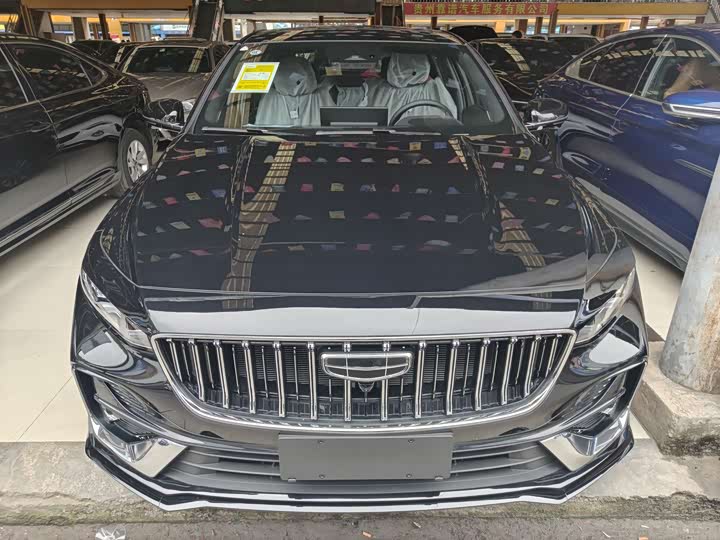 Фото 2 - Geely Preface