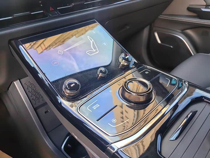 Фото 7 - Hozon U