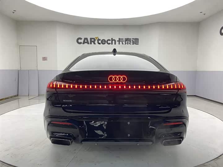 Фото 6 - Audi A5L Sportback