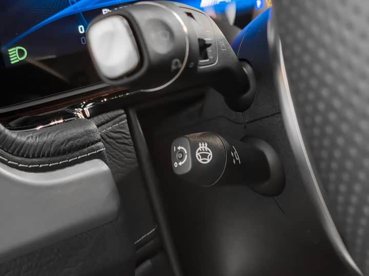 Photo 8 - Mercedes-Benz G-Class AMG