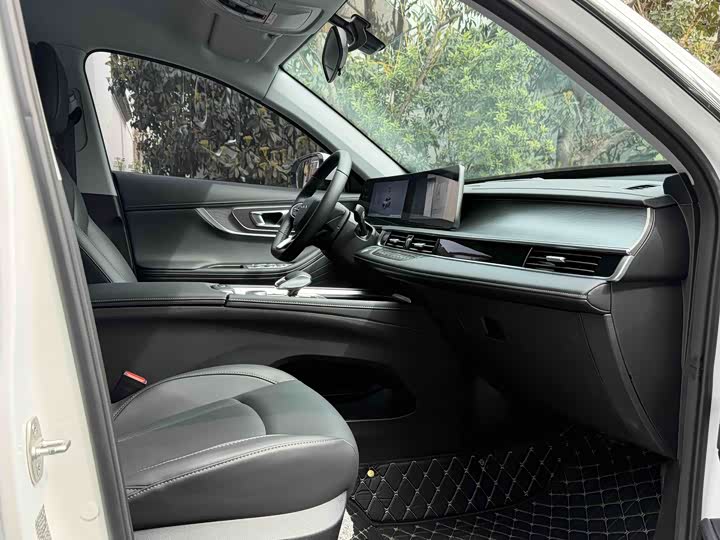 Фото 9 - Chery Tiggo 8 Pro