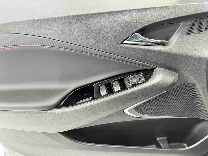 Фото 8 - Chevrolet Orlando