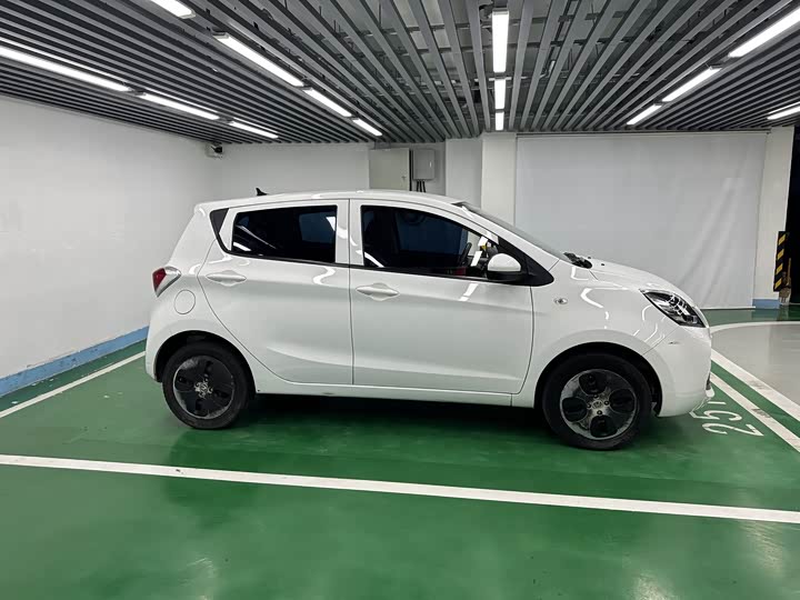 Фото 4 - Changan BenBen E-Star