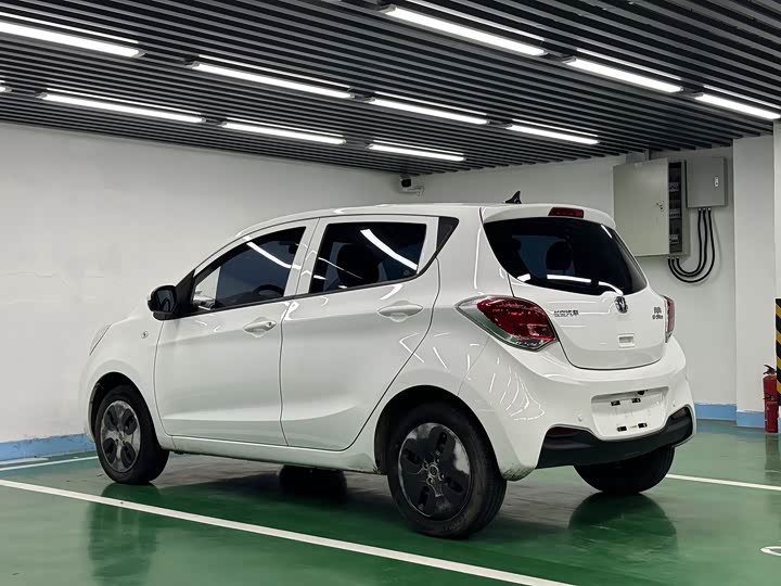 Фото 7 - Changan BenBen E-Star