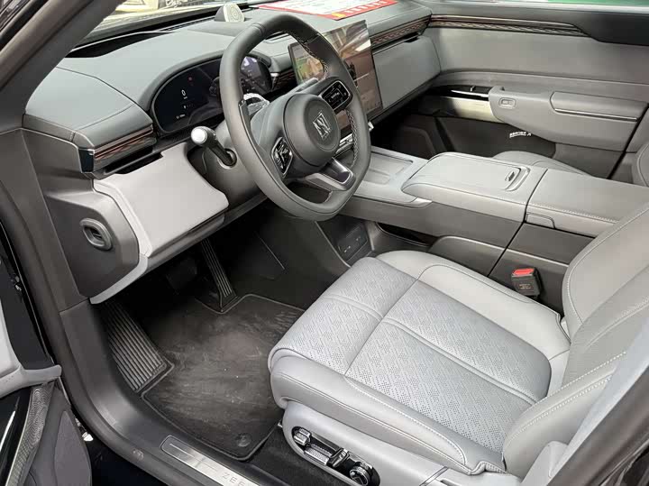 Фото 4 - Zeekr 7X