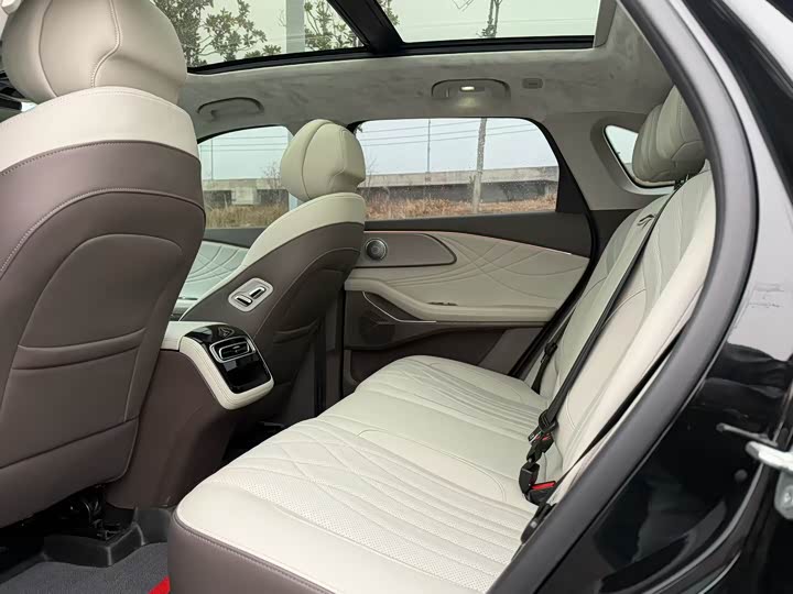 Фото 5 - Exeed RX C-DM Hybrid