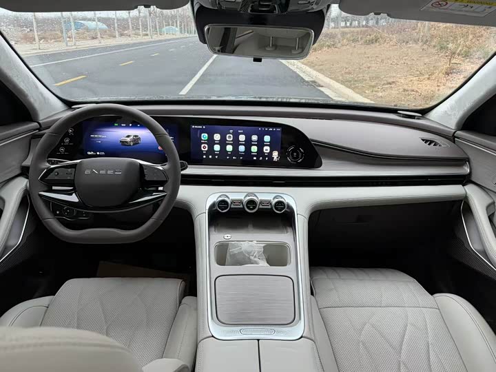 Фото 6 - Exeed RX C-DM Hybrid