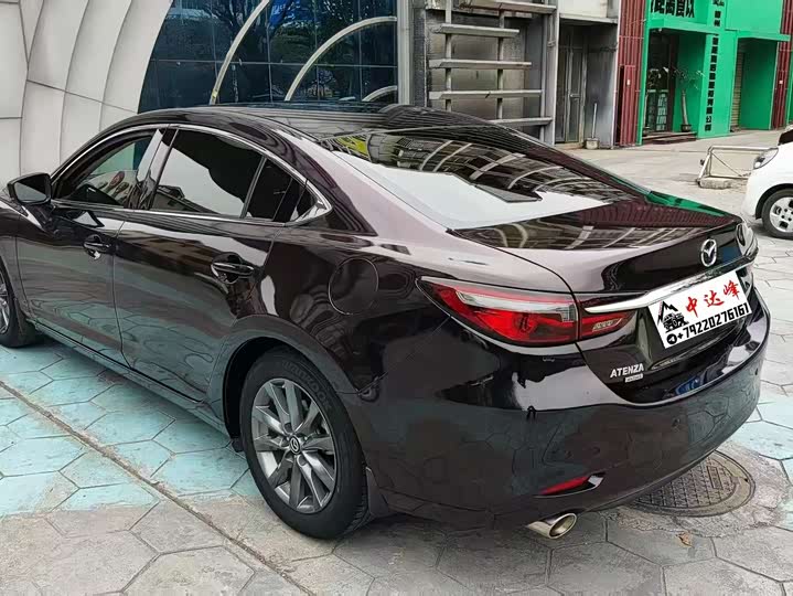 Photo 6 - Mazda Atenza