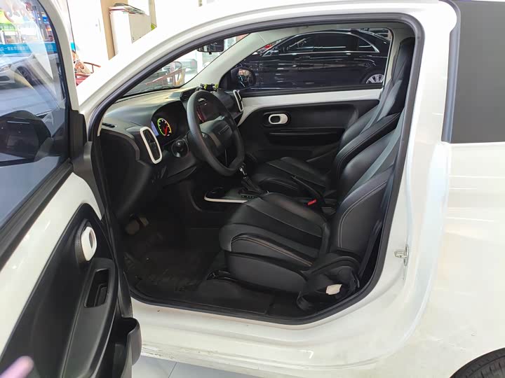 Фото 7 - Roewe Clever