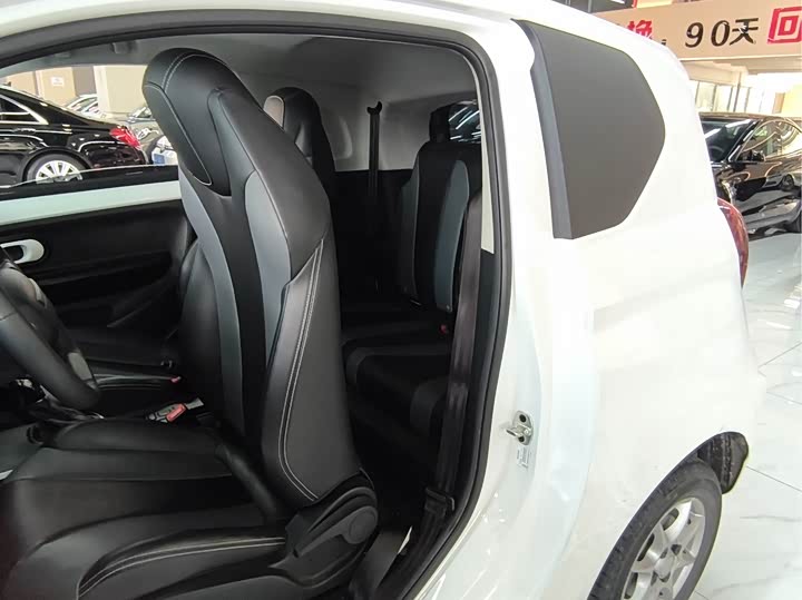 Фото 8 - Roewe Clever