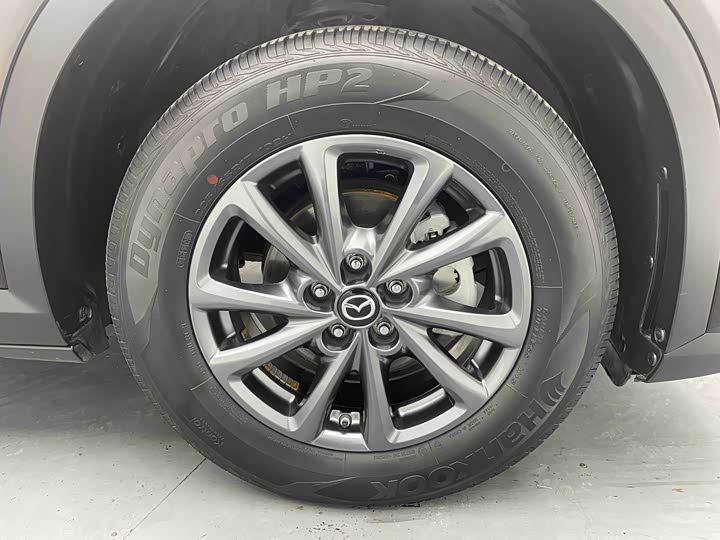 Фото 8 - Mazda CX-4