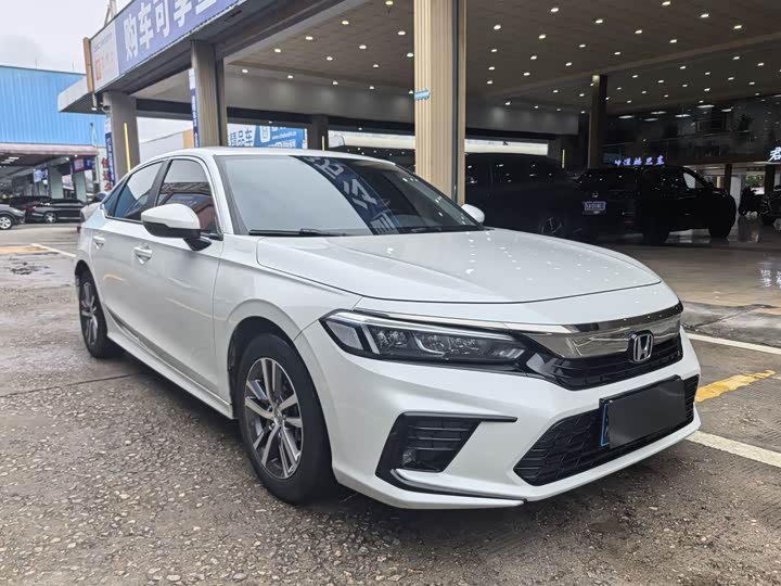 Фото 3 - Honda Civic