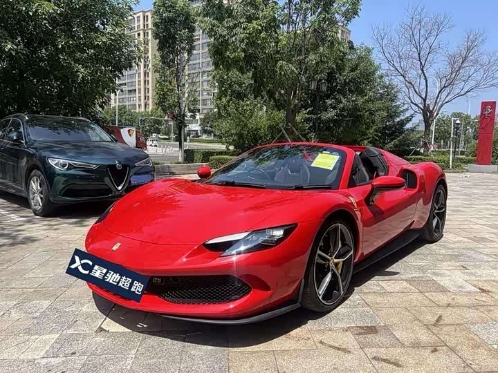 Фото 1 - Ferrari 296