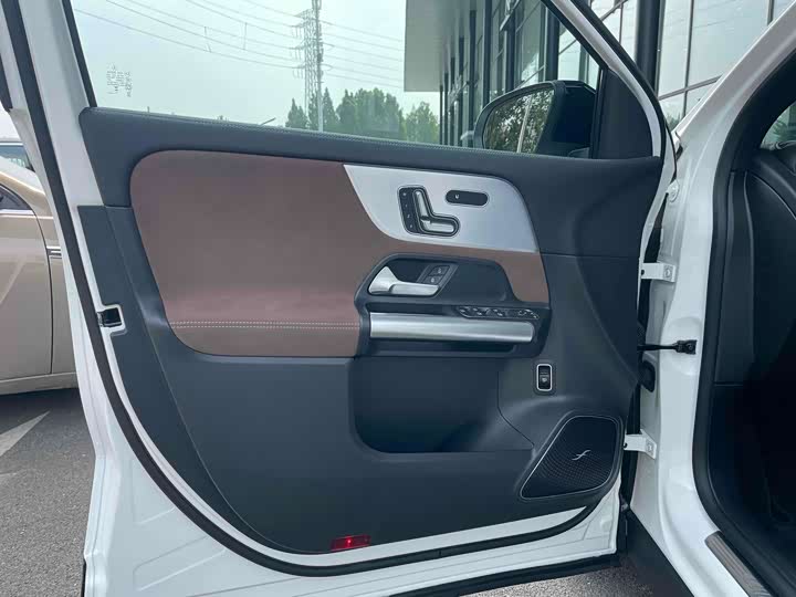 Photo 7 - Mercedes-Benz GLA-Class AMG