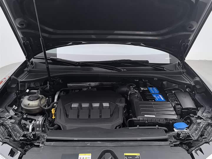 Фото 6 - Audi Q3