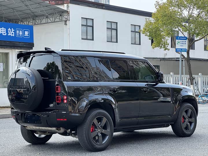 Фото 4 - Land Rover Defender