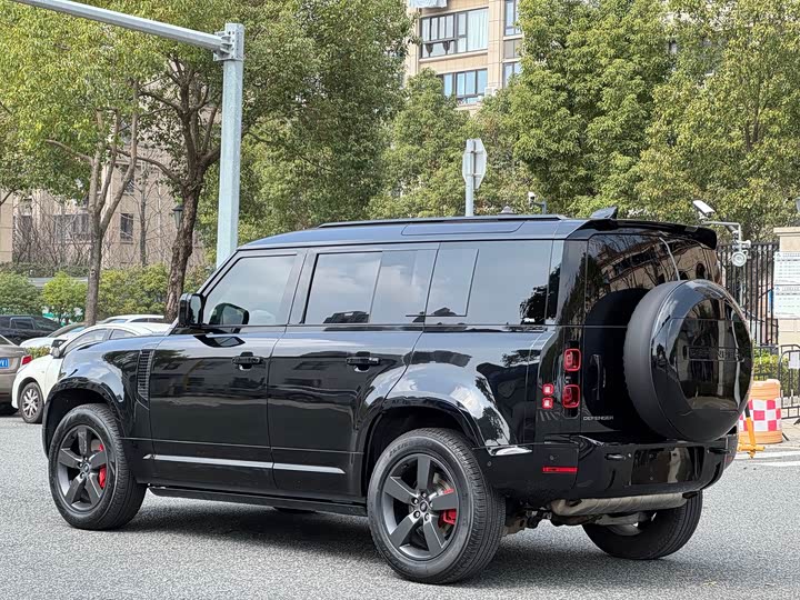 Фото 6 - Land Rover Defender