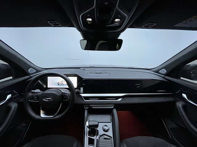 Фото 5 - Geely Monjaro