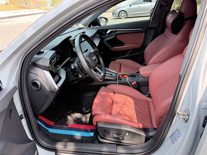 Фото 2 - Audi A3