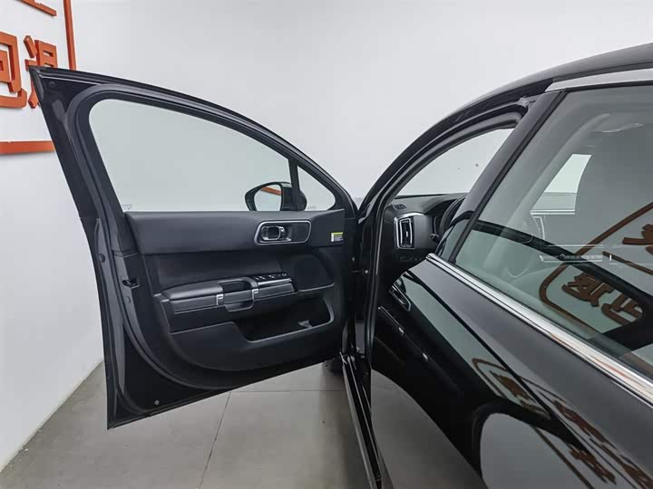 Фото 8 - Citroen C6