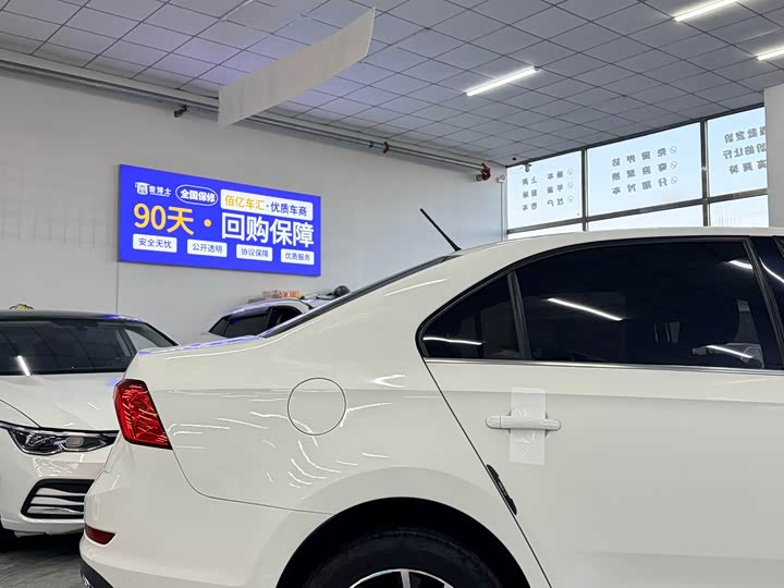 Фото 3 - Skoda Rapid