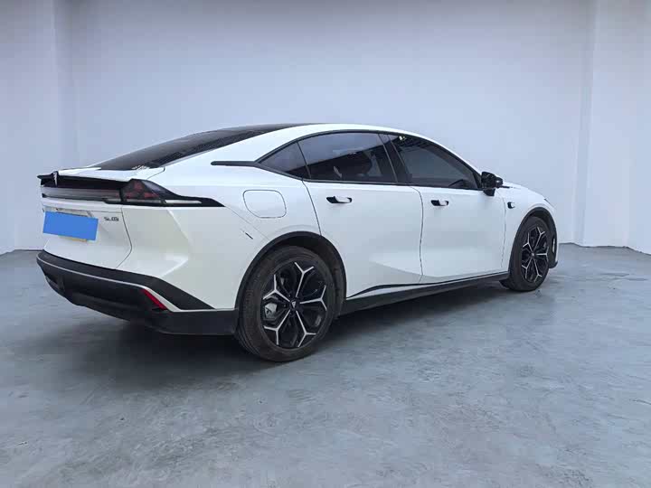 Фото 4 - Changan Deepal SL03