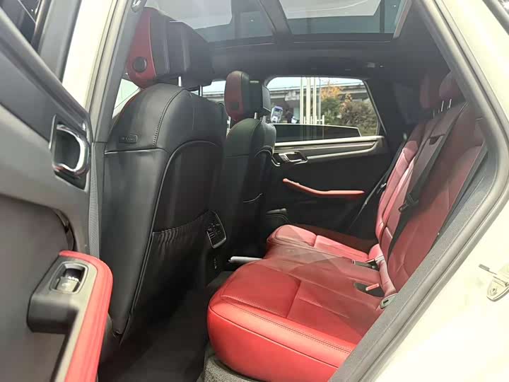 Фото 6 - Porsche Macan