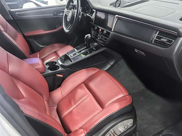 Фото 8 - Porsche Macan