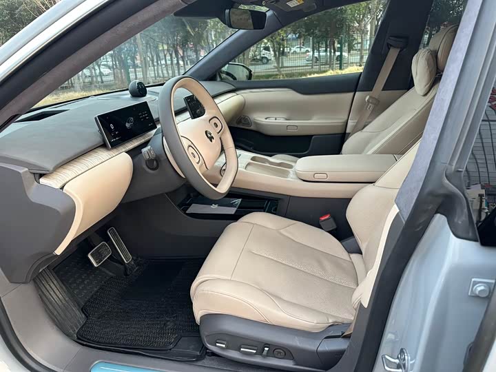 Фото 8 - Nio ET7