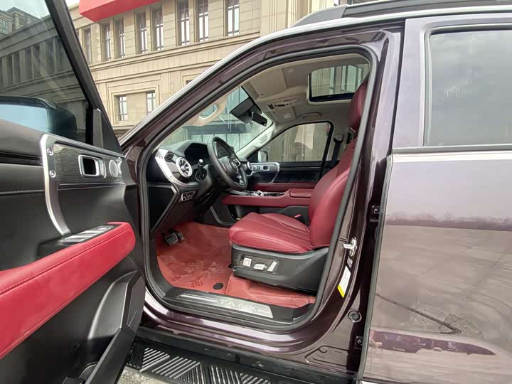 Фото 4 - Tank 400 Hybrid