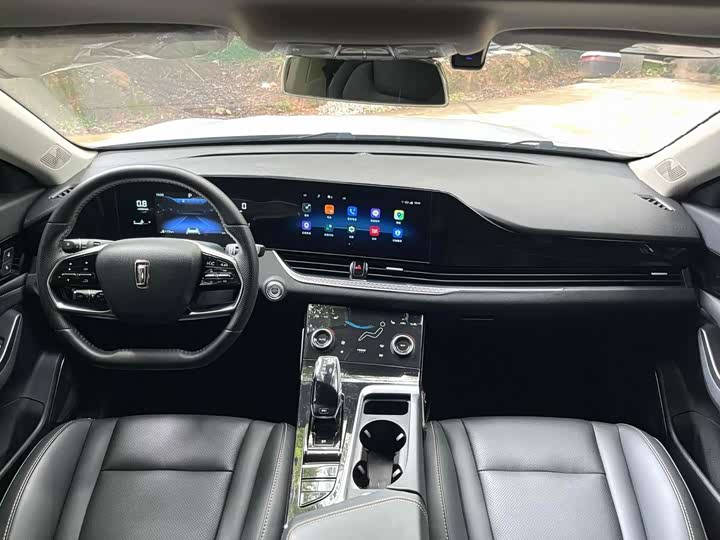 Фото 6 - Bestune B70