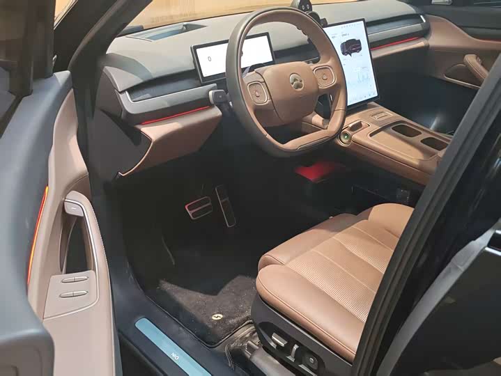 Фото 8 - Nio ES8