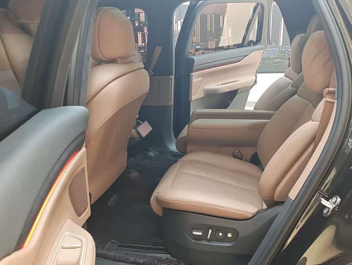 Фото 9 - Nio ES8