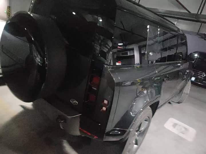 Фото 4 - Land Rover Defender