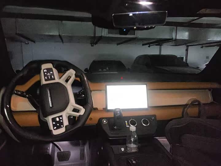 Фото 5 - Land Rover Defender