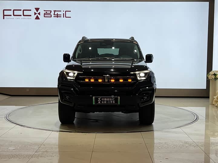 Фото 2 - Tank 400 Hybrid