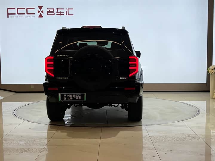 Фото 6 - Tank 400 Hybrid