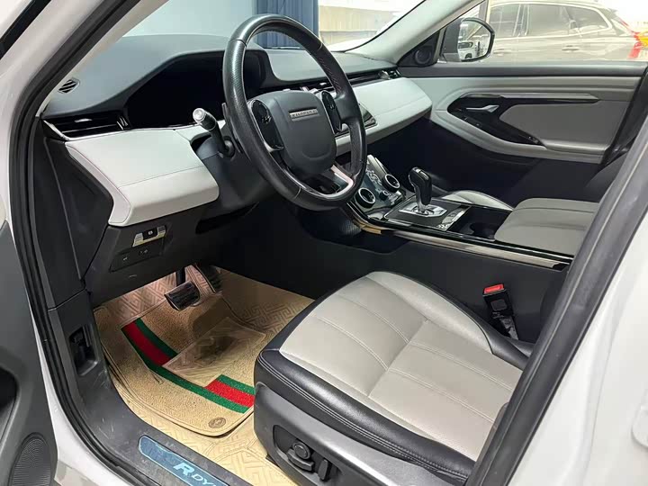 Photo 4 - Land Rover Range Rover Evoque L