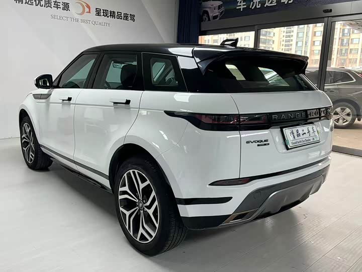 Photo 7 - Land Rover Range Rover Evoque L