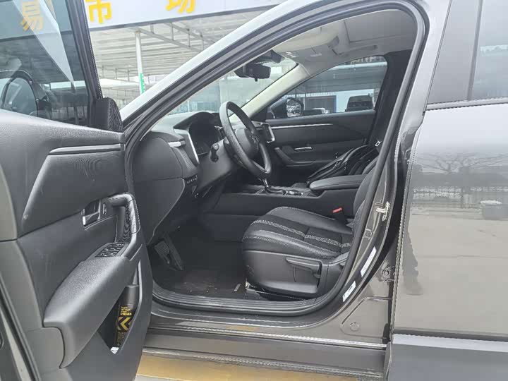 Photo 3 - Mazda CX-50